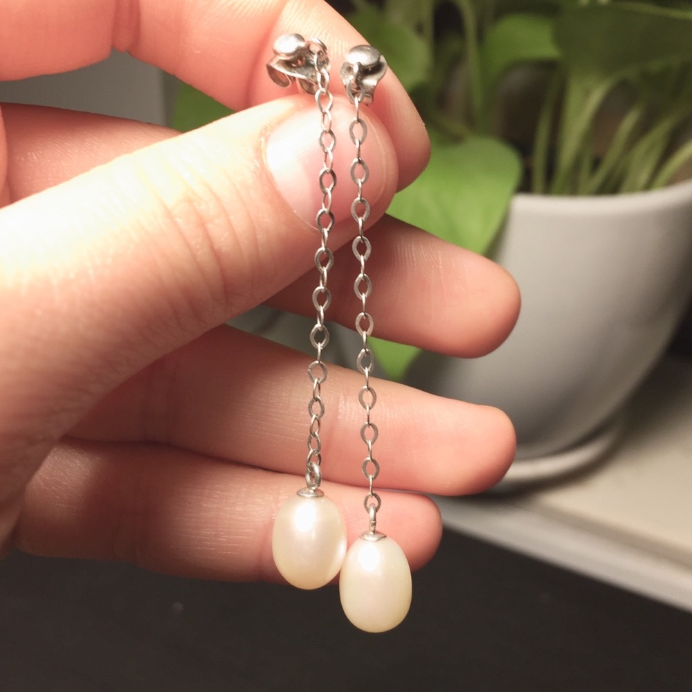 Sterling Silver Freshwater Pearl Drop Earrings